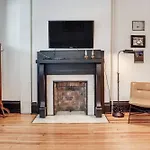Cozy Home Near Downtown - Close To Nulu - Sleeps 6