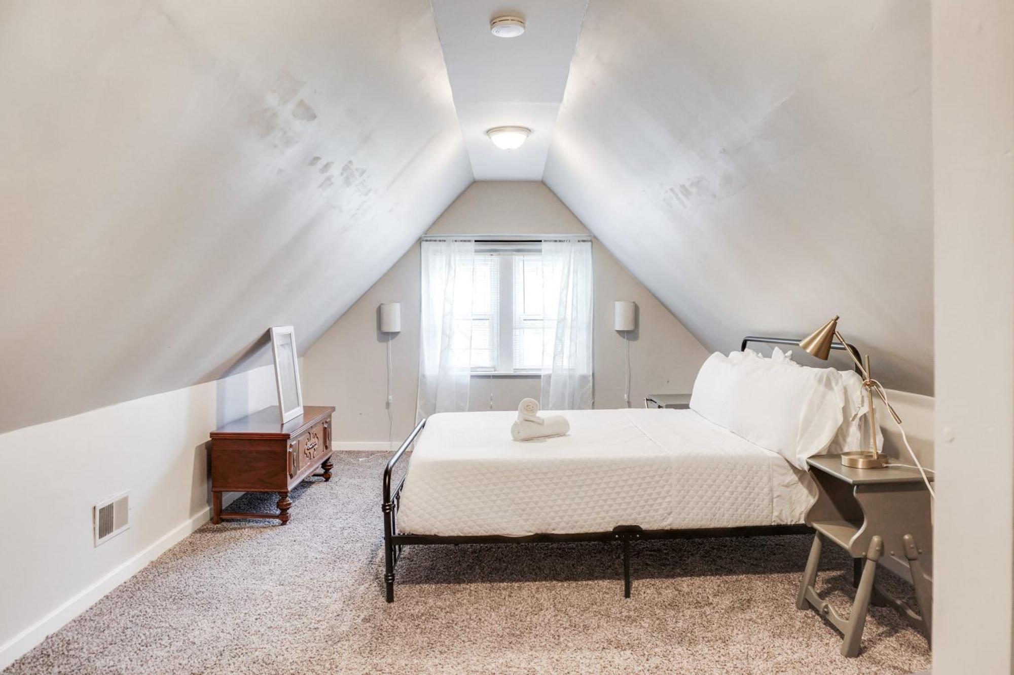 Holiday home Cozy Near Downtown - Close To Nulu - Sleeps 6